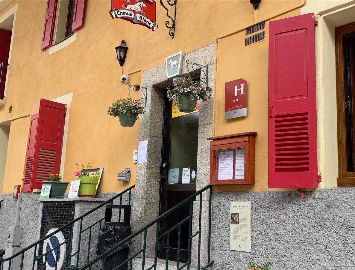 Hotel Du Cheval Blanc Barcelonnette Kültér fotó