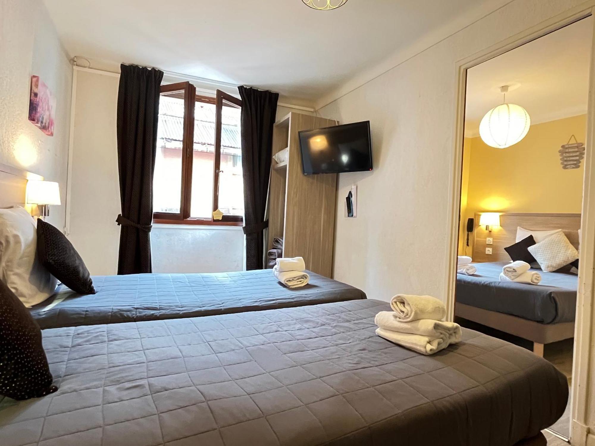 Hotel Du Cheval Blanc Barcelonnette Kültér fotó